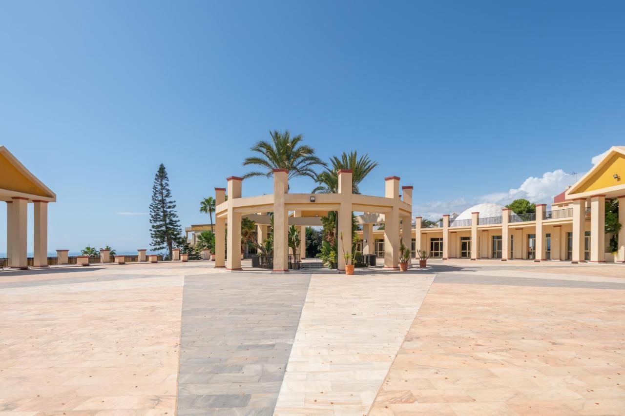 Soek La Romana Seafront マルベーリャ エクステリア 写真